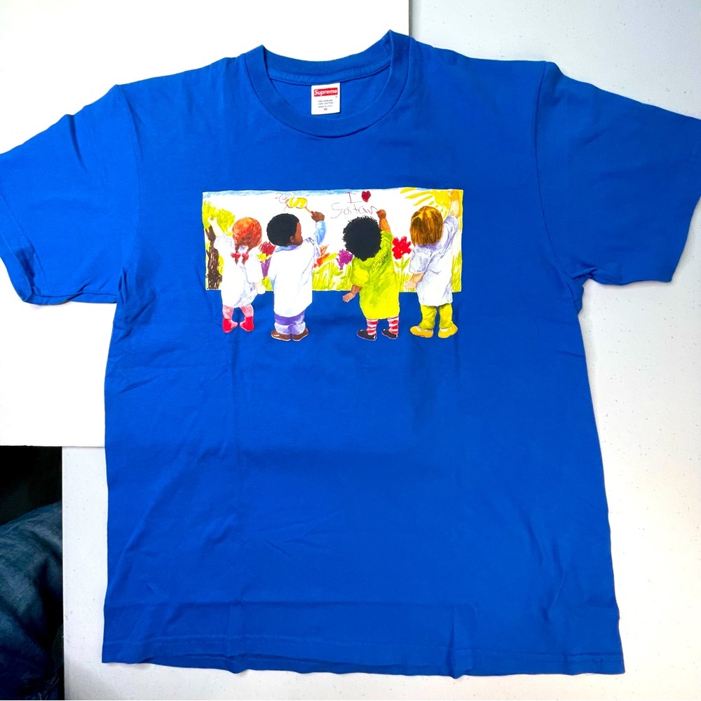 Supreme Blue Color Graphic Tee Shirt Mens Medium Size T-Shirt